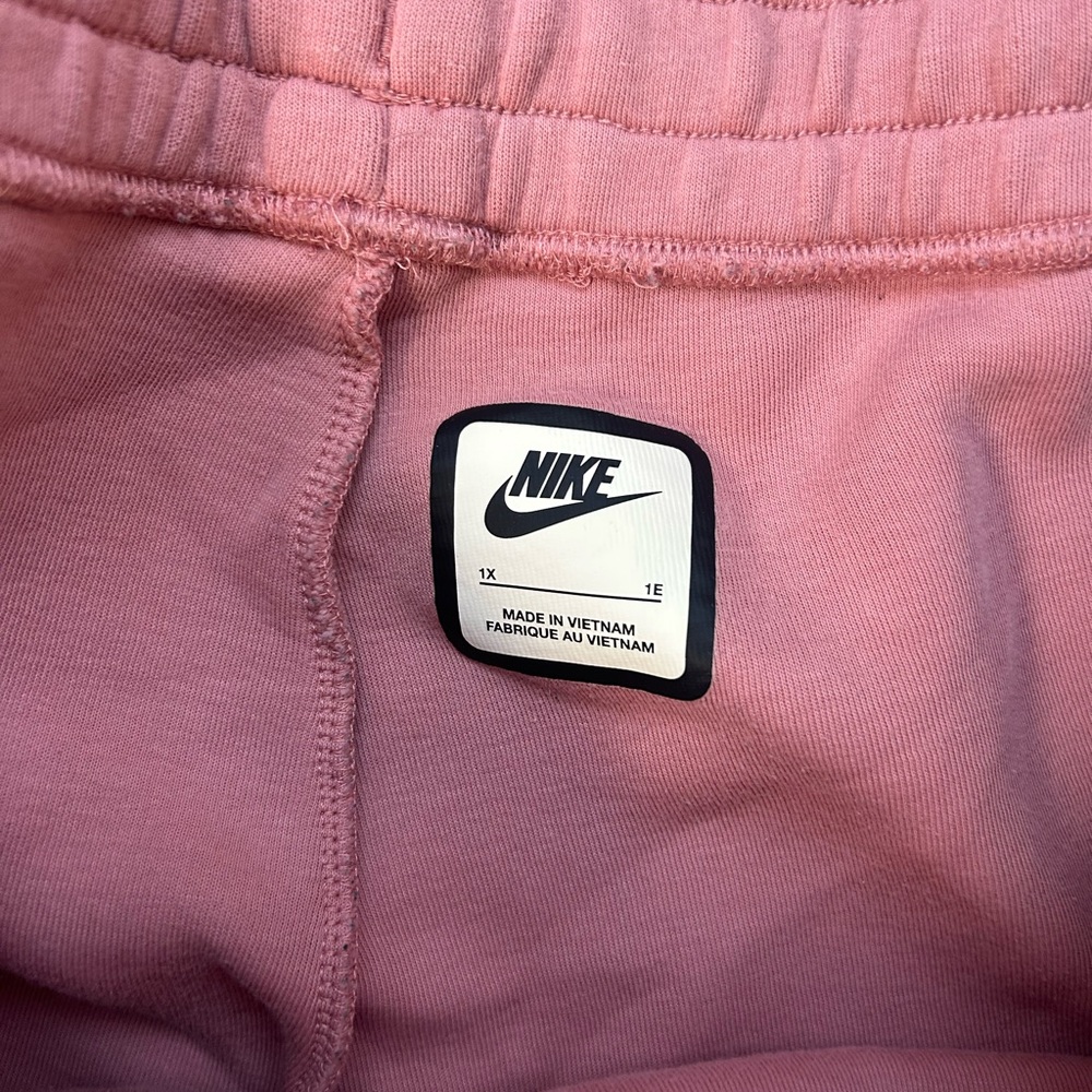 Nike Women's Sportswear Tech Pants Mid-Rise Joggers 1X Pink - Picture 4 of 5